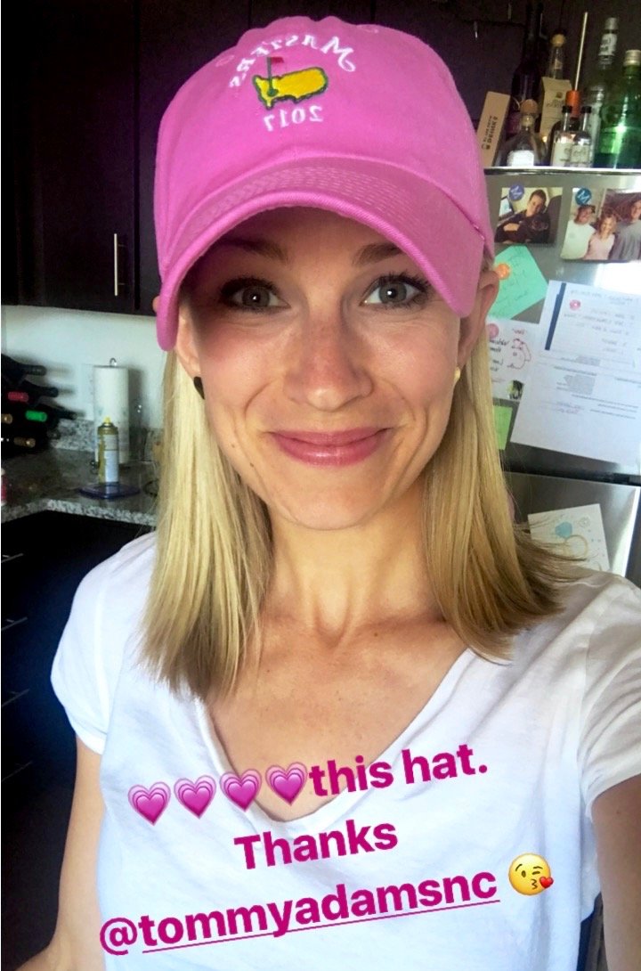 ladies pink masters hat