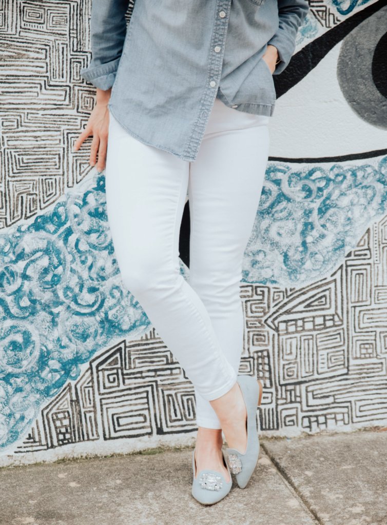 how to style white bottoms
