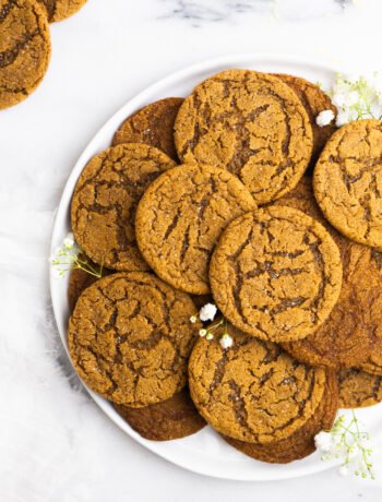 Overhead Plated Baked Cookies