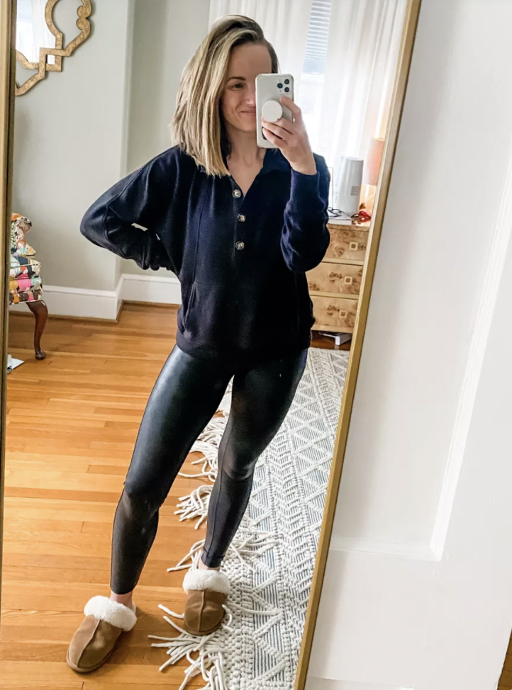 Cute Athleisure Outfit Ideas - SPANX faux leather leggings